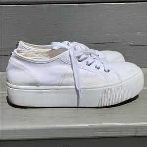Steve Madden Emmi Platform Sneaker